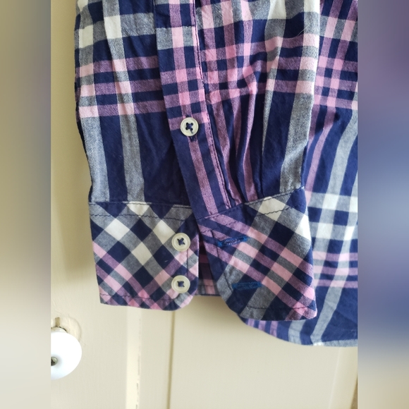 Talbots button-front shirt, Size Medium - Picture 2 of 6